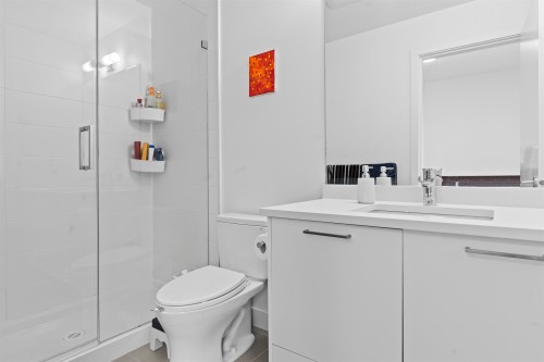 306-7809 209 Street, Langley, BC 