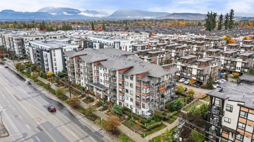 306-7809 209 Street, Langley, BC 