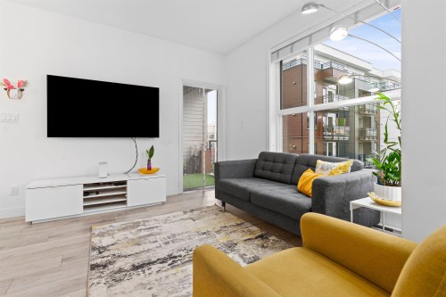 306-7809 209 Street, Langley, BC 