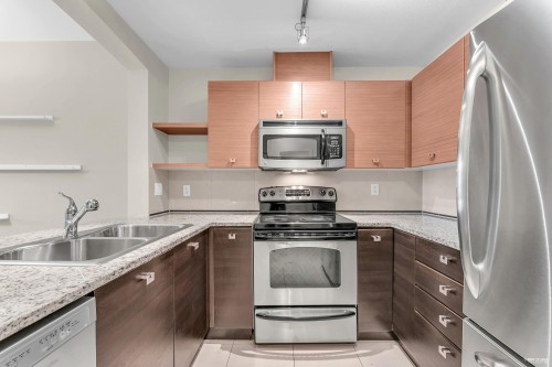 322-6688 120 Street, Surrey, BC 