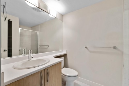 216-13555 Gateway Drive, Surrey, BC 