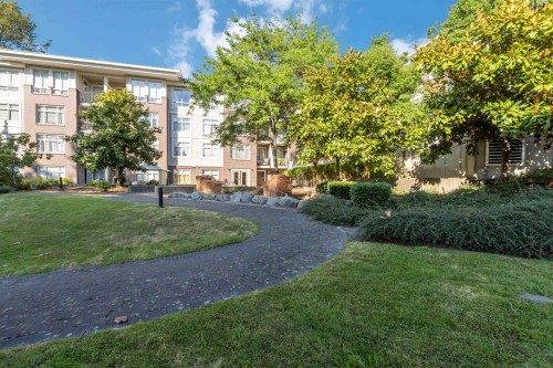 216-13555 Gateway Drive, Surrey, BC 