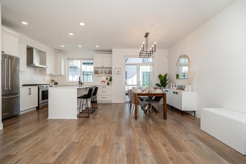 19-6897 201 Street, Langley, BC 