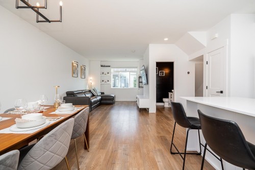 19-6897 201 Street, Langley, BC 