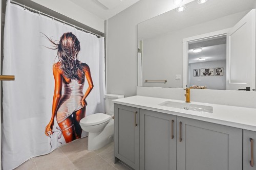 2870 203 Street, Langley, BC 