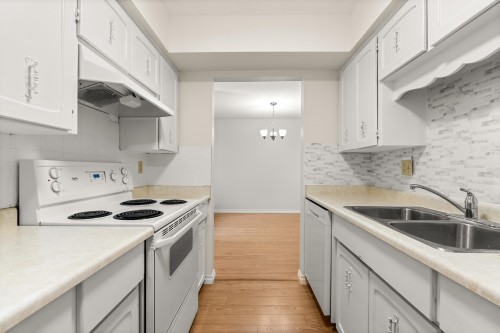 205-1531 Merklin Street, White Rock, BC 