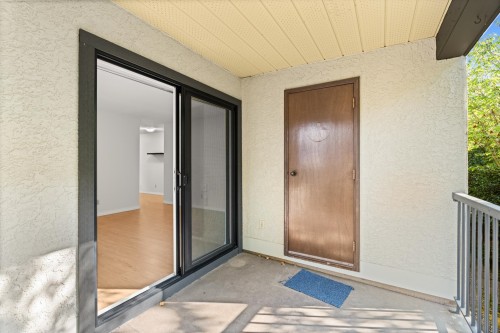 205-1531 Merklin Street, White Rock, BC 