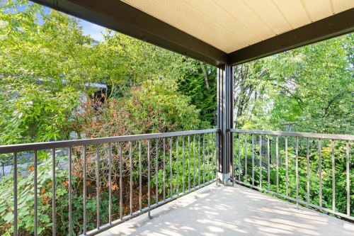 205-1531 Merklin Street, White Rock, BC 