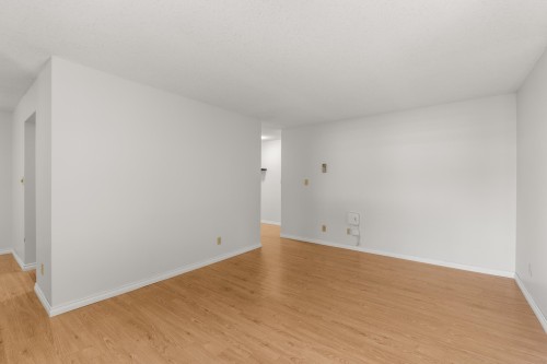 205-1531 Merklin Street, White Rock, BC 