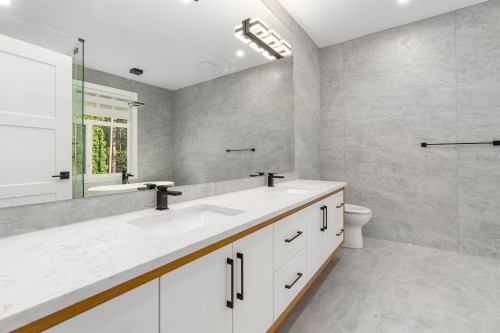 20070 27A Avenue, Langley, BC 