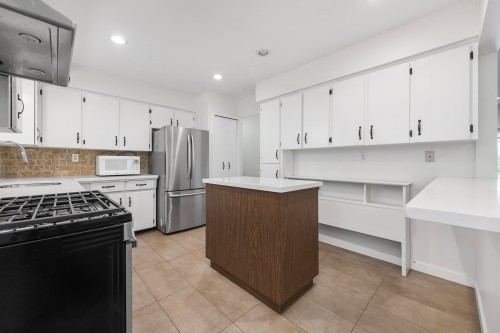 10996 82 Avenue, Delta, BC 