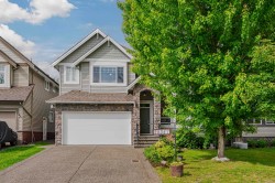 20347 98a Avenue  Langley, BC V1M 0A6