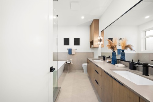 16178 78 Avenue, Surrey, BC 