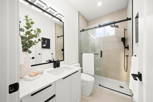 16178 78 Avenue, Surrey, BC 