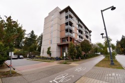 606-13969 100 Avenue  Surrey, BC V3T 1J4