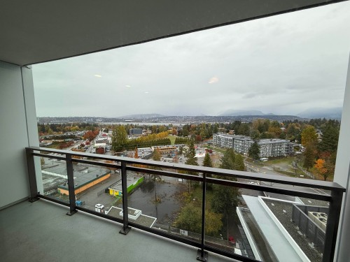 1510-13675 107A Avenue, Surrey, BC 