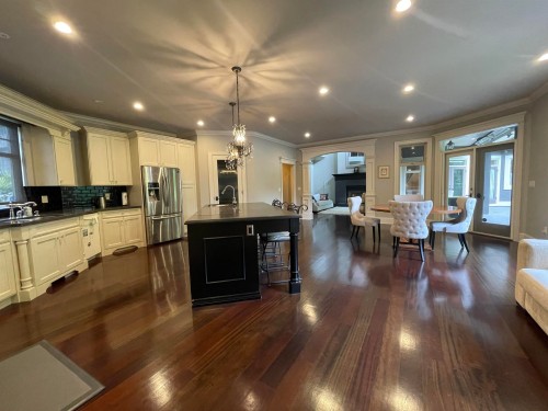 16045 30 Ave, Surrey, BC 