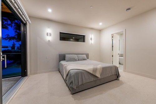 15911 Cliff Avenue, White Rock, BC 