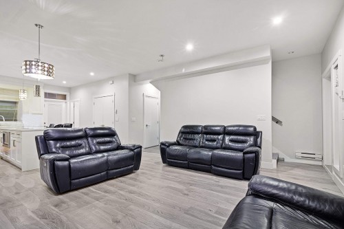 102-15170 60 Avenue, Surrey, BC 