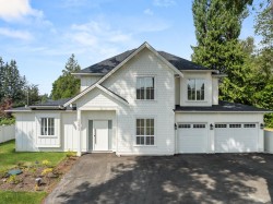 24833 Robertson Crescent  Langley, BC V4W 1W7