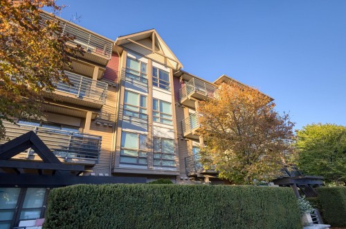 406-5811 177B Street, Surrey, BC 