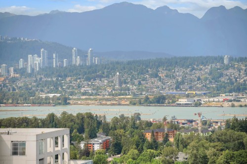 3705-13438 Central Avenue, Surrey, BC 