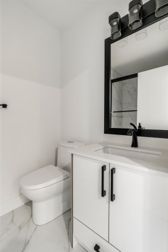 8-2360 Crescent Way, Abbotsford, BC 