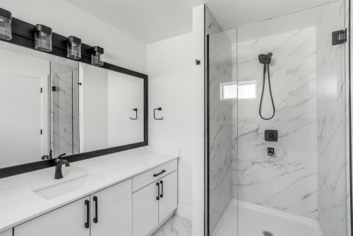 8-2360 Crescent Way, Abbotsford, BC 