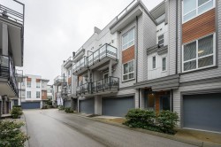 51-7947 209 Street  Langley, BC V2Y 2C8