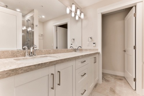 207-20926 83 Avenue, Langley, BC 