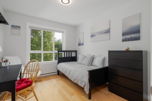 305-20750 Duncan Way, Langley, BC 