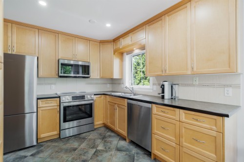 305-20750 Duncan Way, Langley, BC 