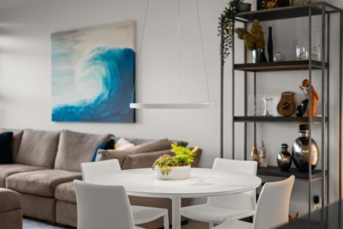 413-14855 Thrift Avenue, White Rock, BC 