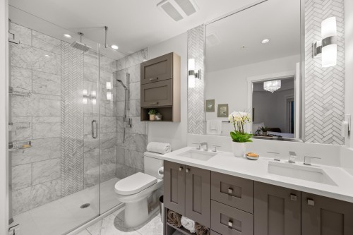 413-14855 Thrift Avenue, White Rock, BC 