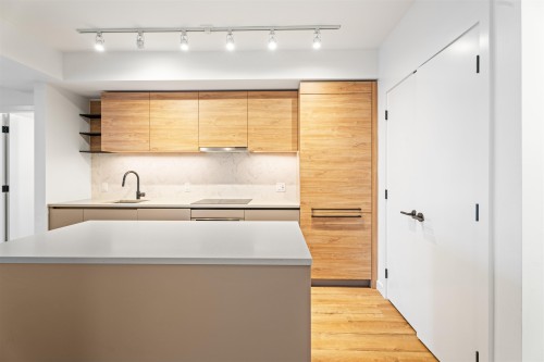 1409-10448 University Drive, Surrey, BC 