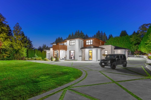 3016 163 Street, Surrey, BC 