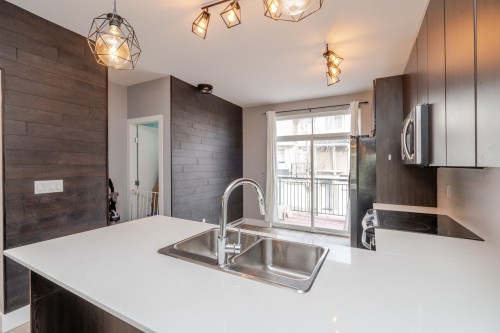 77-19433 68 Avenue, Surrey, BC 