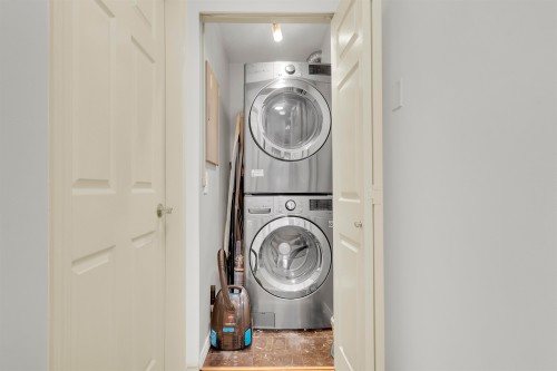 209-20145 55A Avenue, Langley, BC 