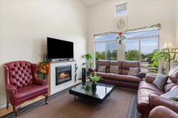 415-10180 153 Street  Surrey, BC V3R 0B5