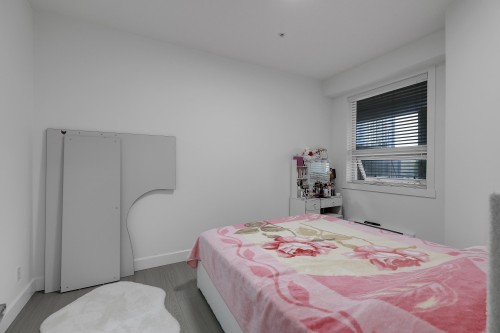 204-13897 Fraser Highway, Surrey, BC 