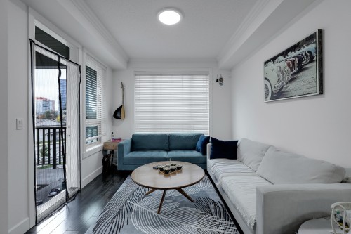 204-13897 Fraser Highway, Surrey, BC 