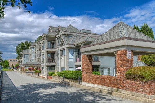 306-15241 18 Avenue  Surrey, BC V4A 1W9