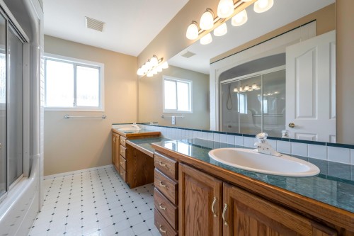 8165 154 Street, Surrey, BC 