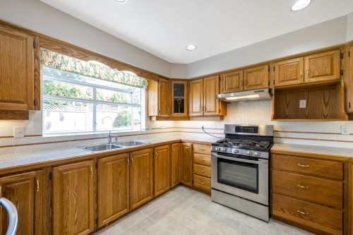 8165 154 Street, Surrey, BC 