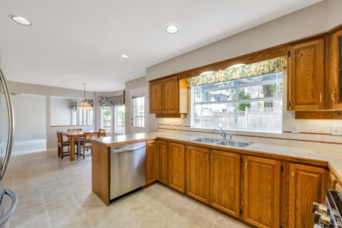 8165 154 Street, Surrey, BC 