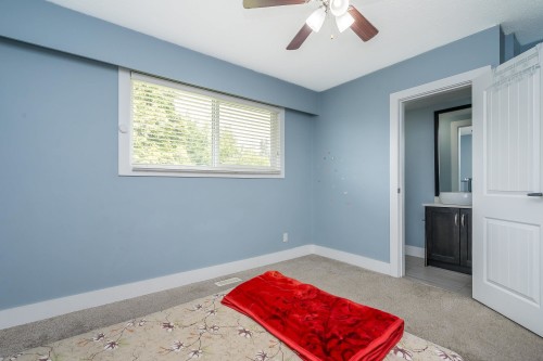 32337 Dolphin Crescent, Abbotsford, BC 