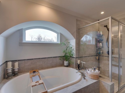 8060 Melburn Drive, Mission, BC 