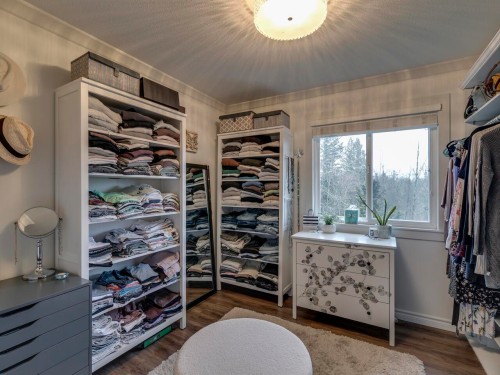 8060 Melburn Drive, Mission, BC 