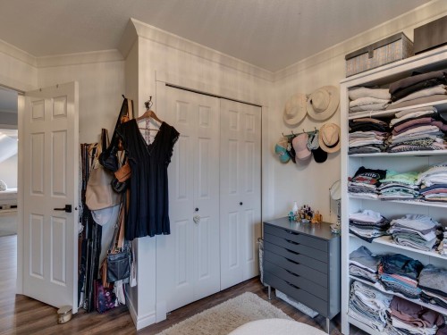 8060 Melburn Drive, Mission, BC 