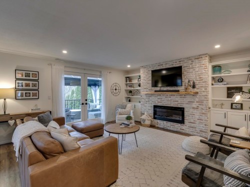 8060 Melburn Drive, Mission, BC 